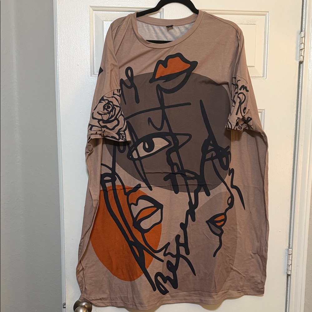 Abstract Graphic T-Shirt Dress